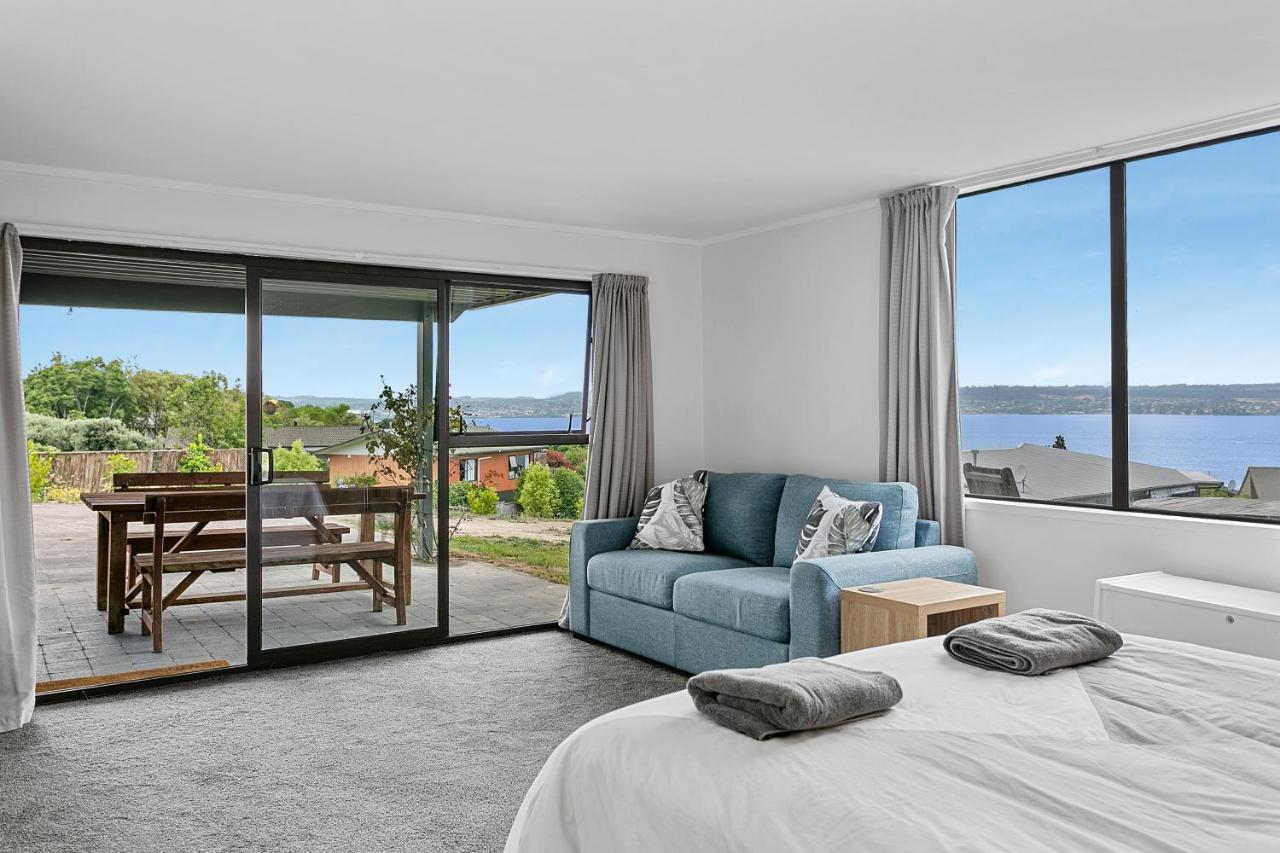 Acacia Bay Bach - Views, Spa & Serenity - Taupo Luaran gambar